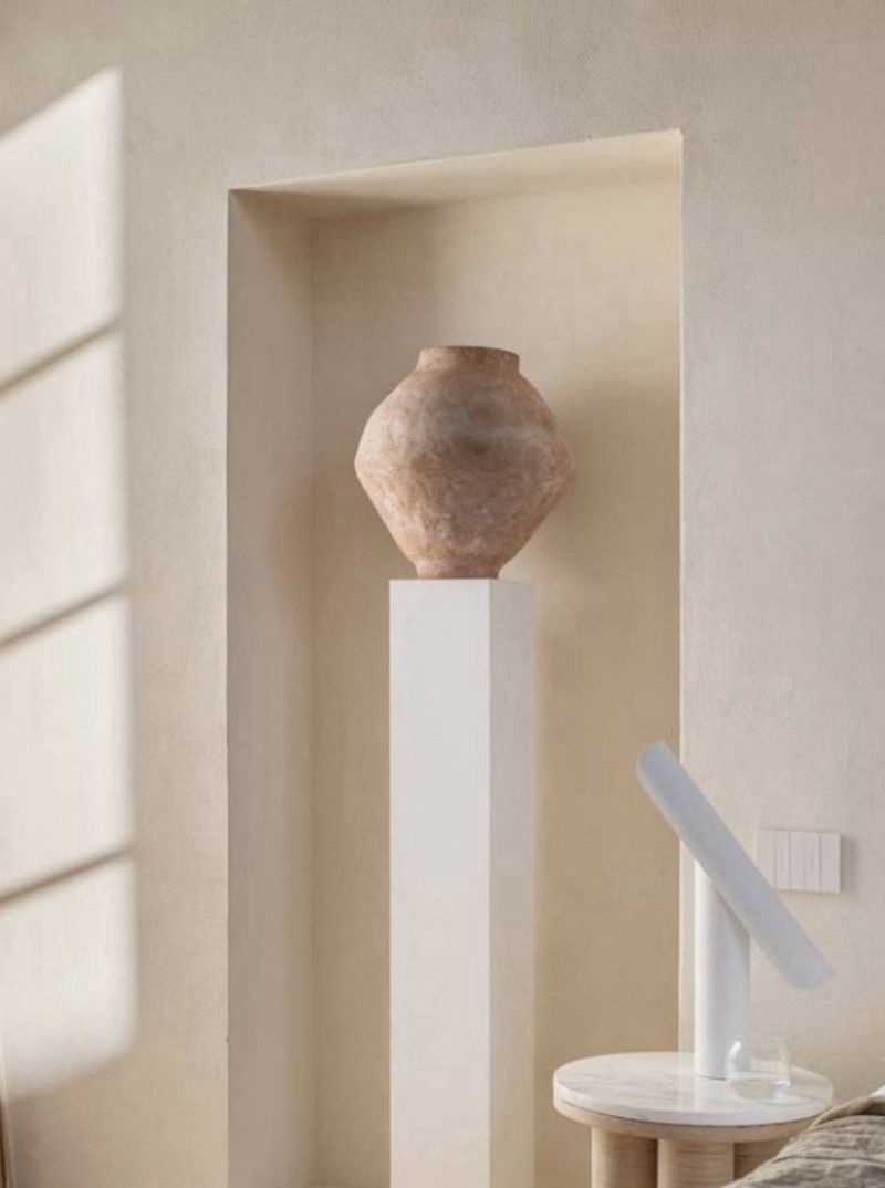 Decorative interior wall surface in Alasca