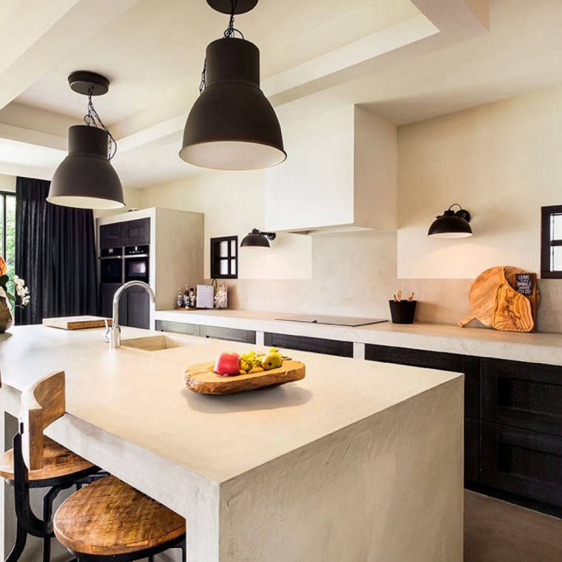 Decorative kitchen island surface in Alasca