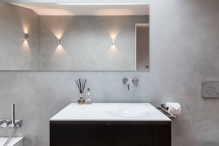 Decorative bathroom wall in Craie